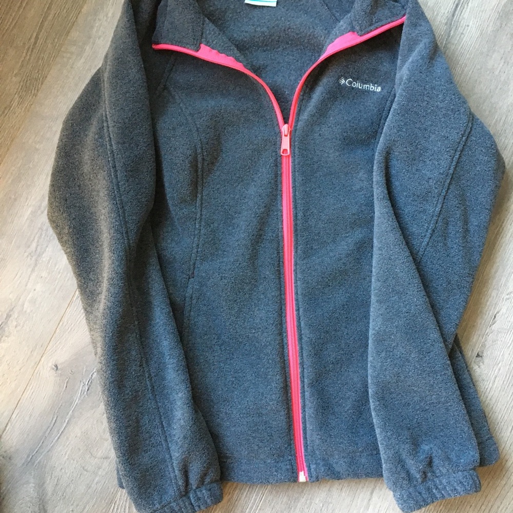 Columbia sweater